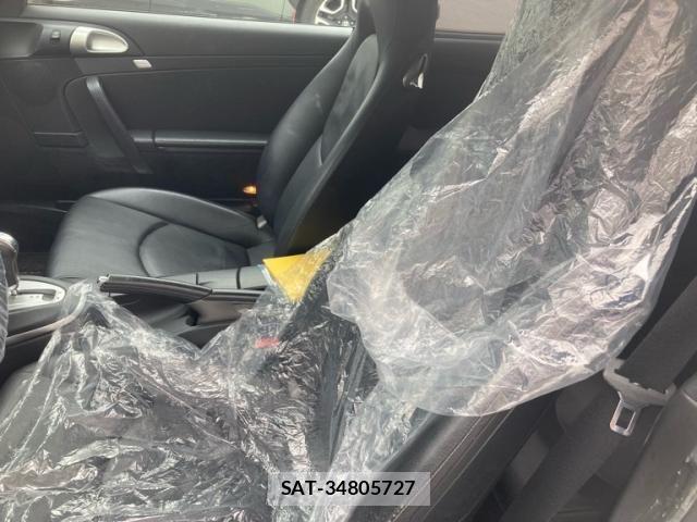 Porsche 911 2005-03 8368103-11