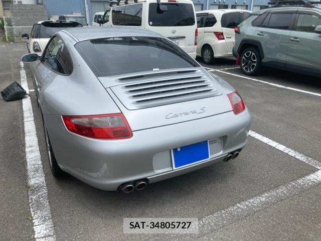 Porsche 911 2005-03 8368103-1