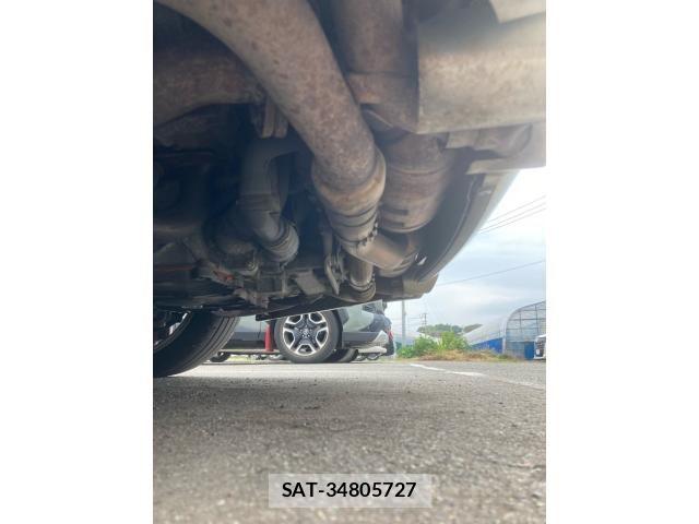 Porsche 911 2005-03 8368103-22