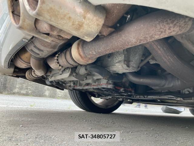 Porsche 911 2005-03 8368103-25