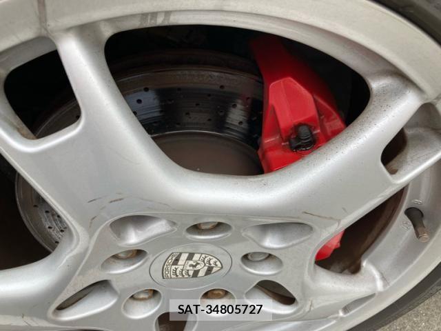 Porsche 911 2005-03 8368103-28