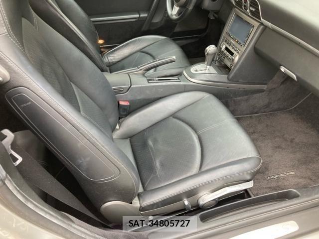 Porsche 911 2005-03 8368103-29