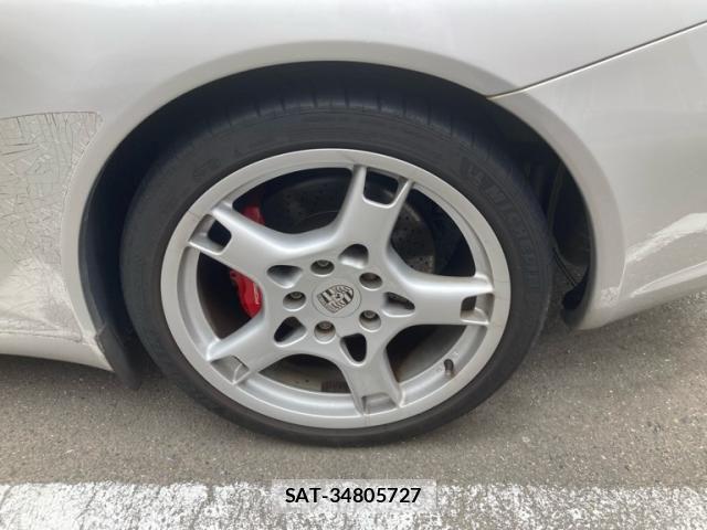 Porsche 911 2005-03 8368103-8
