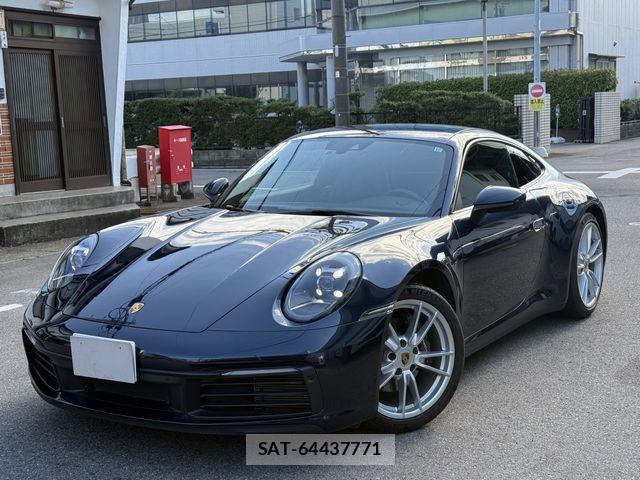 Porsche 911 2021-12 8372048-0