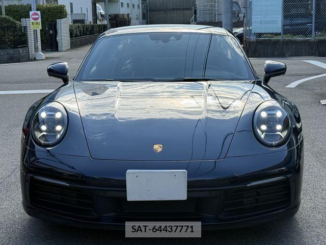 Porsche 911 2021-12 8372048-1