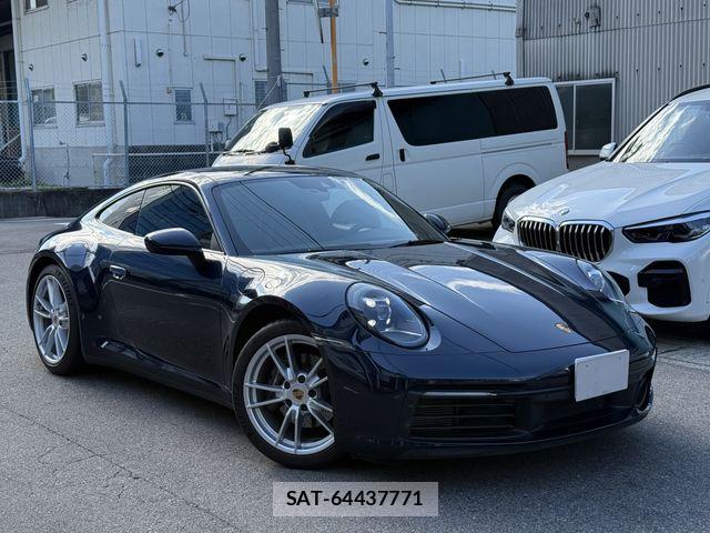 Porsche 911 2021-12 8372048-2