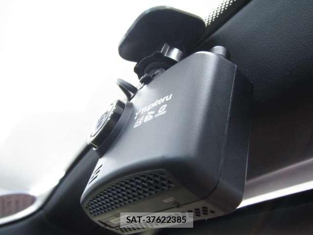 Porsche 911 2025-01 8414372-10