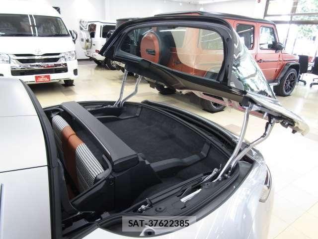 Porsche 911 2025-01 8414372-12