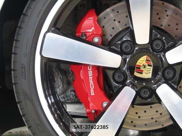 Porsche 911 2025-01 8414372-22