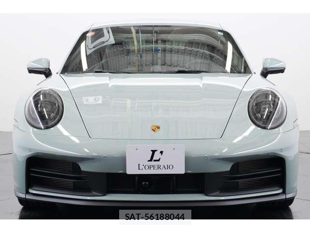 Porsche 911 2025-09 8414373-14