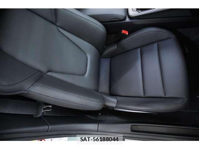 Porsche 911 2025-09 8414373-7