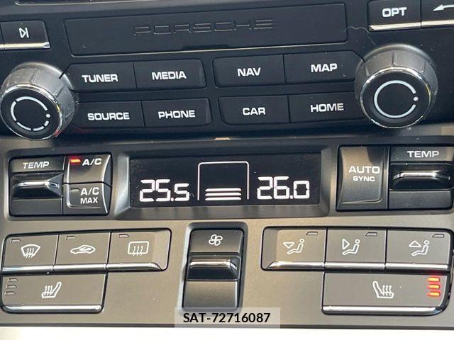 Porsche 911 2018-06 8438714-7
