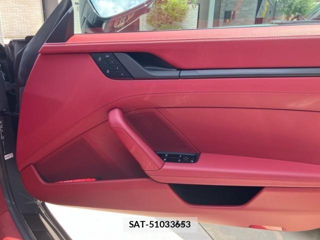 Porsche 911 2026-02 8485918-13