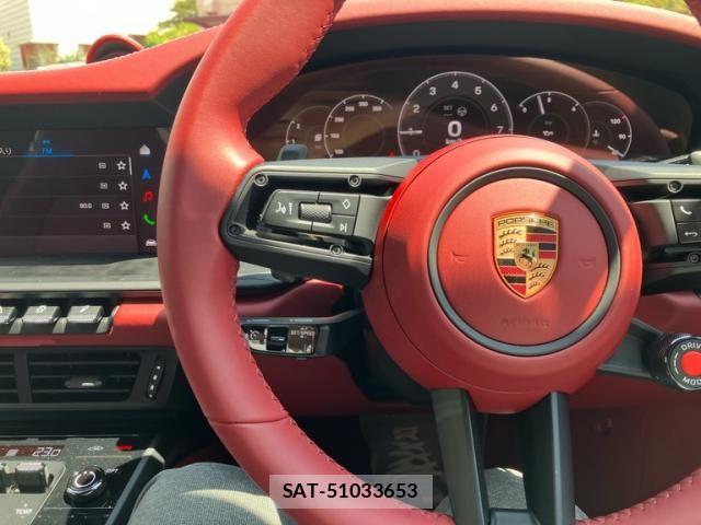 Porsche 911 2026-02 8485918-22