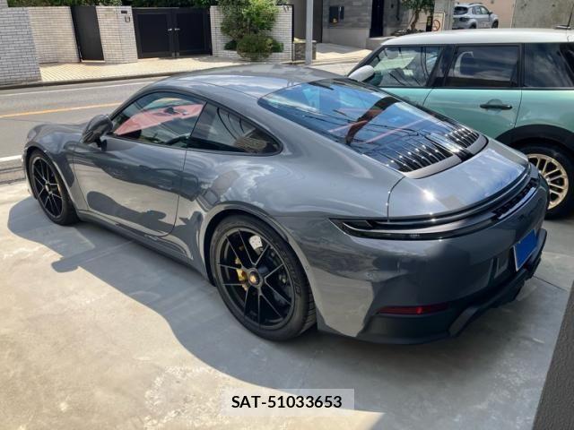 Porsche 911 2026-02 8485918-3