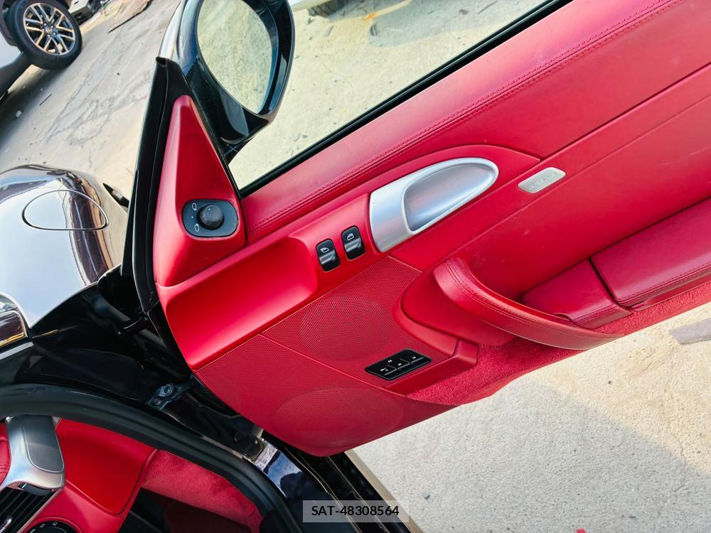 Porsche 911 2011-02 8368104-17