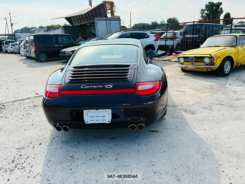 Porsche 911 2011-02 8368104-3