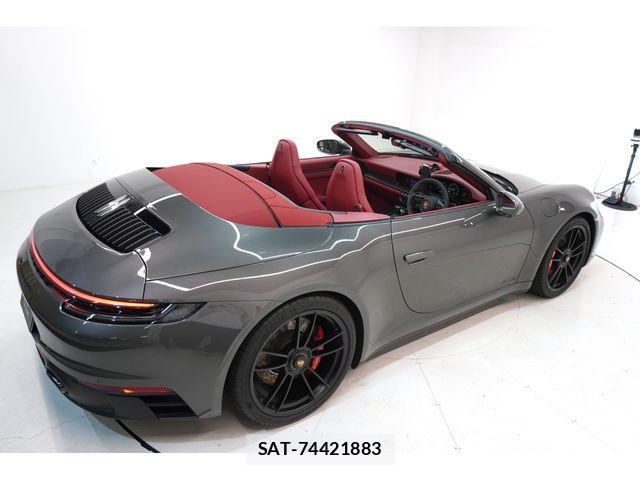 Porsche 911 2024-02 8526573-18