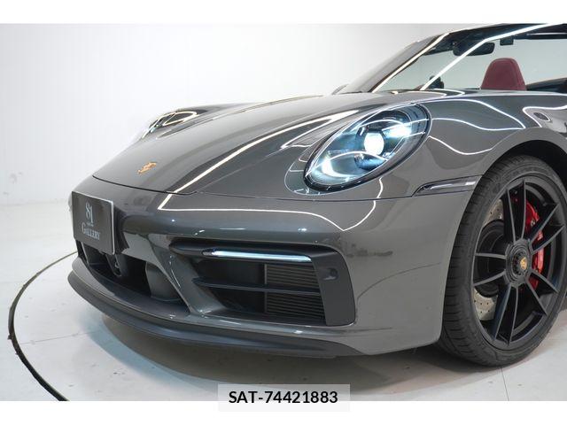 Porsche 911 2024-02 8526573-19