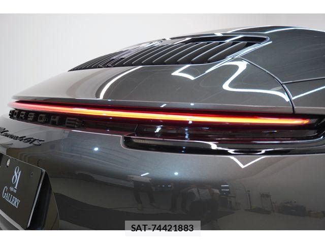 Porsche 911 2024-02 8526573-23