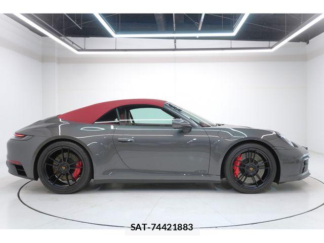 Porsche 911 2024-02 8526573-3