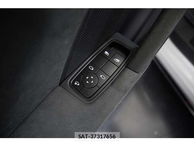 Porsche 911 2023-09 8563174-14