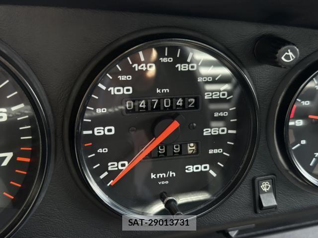 Porsche 911 1990-06 8628366-5