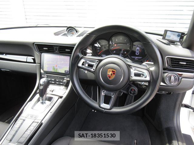 Porsche 911 2018-10 8628369-15