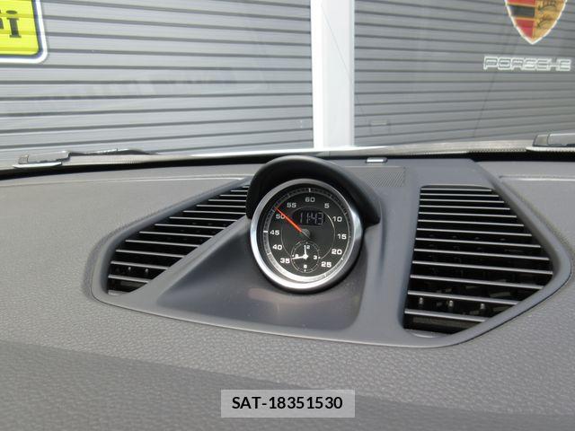 Porsche 911 2018-10 8628369-19