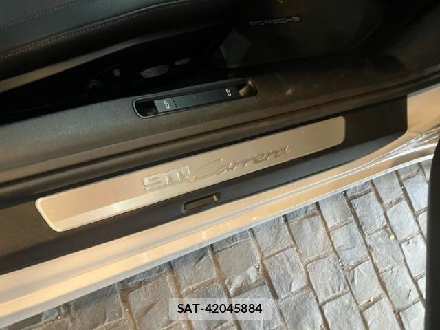 Porsche 911 2025-02 8660964-15