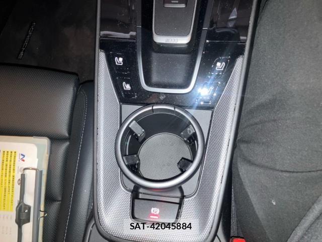 Porsche 911 2025-02 8660964-25