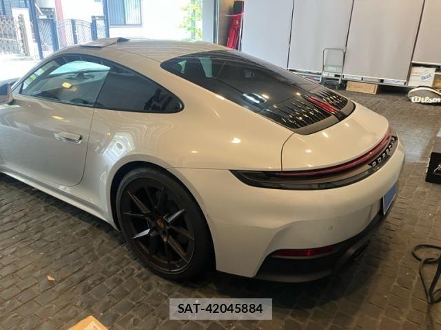 Porsche 911 2025-02 8660964-8