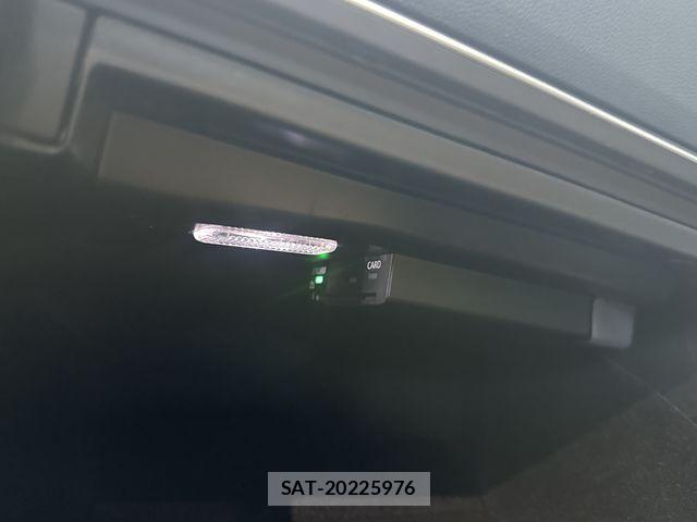 Porsche 911 2024-07 8660966-9