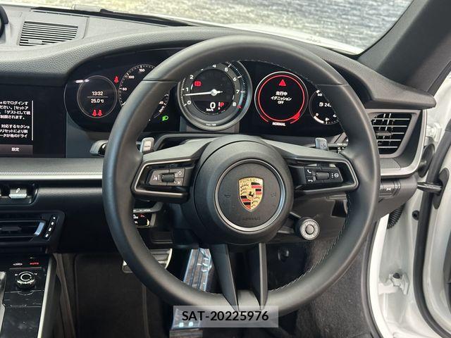 Porsche 911 2024-07 8660966-14