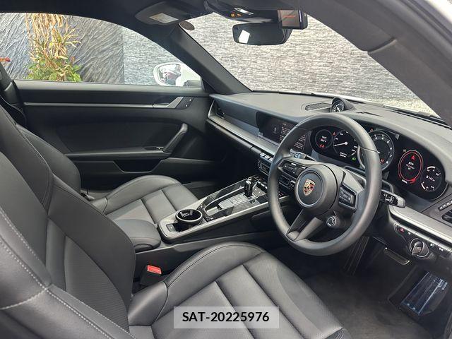 Porsche 911 2024-07 8660966-16