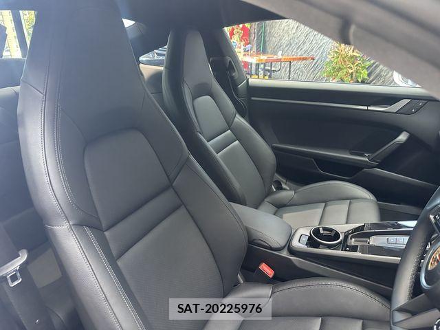 Porsche 911 2024-07 8660966-4