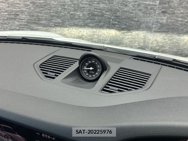 Porsche 911 2024-07 8660966-6