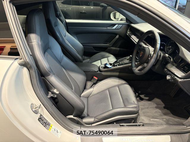 Porsche 911 2024-02 8745201-9