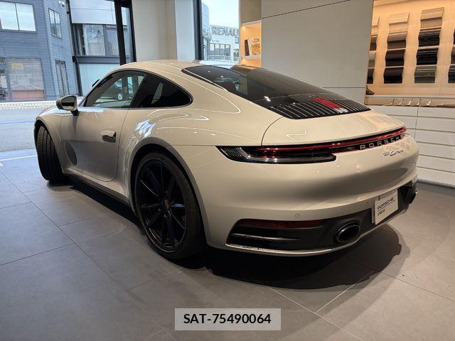 Porsche 911 2024-02 8745201-1