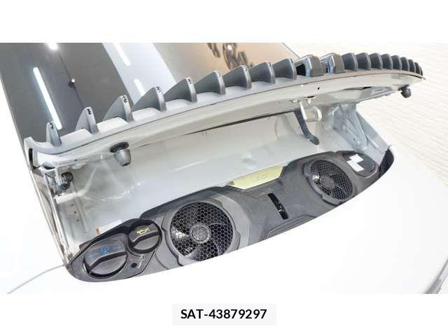 Porsche 911 2023-09 8745203-17