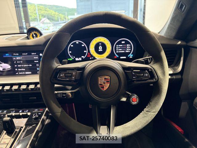 Porsche 911 2024-11 8745200-9