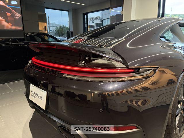 Porsche 911 2024-11 8745200-6