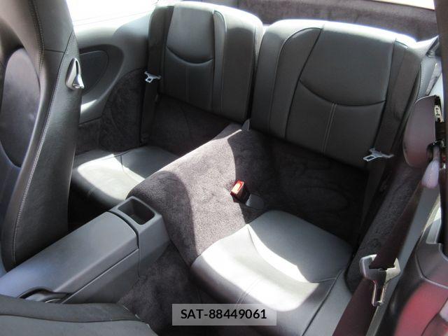 Porsche 911 2005-01 8745205-25