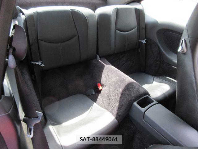 Porsche 911 2005-01 8745205-26