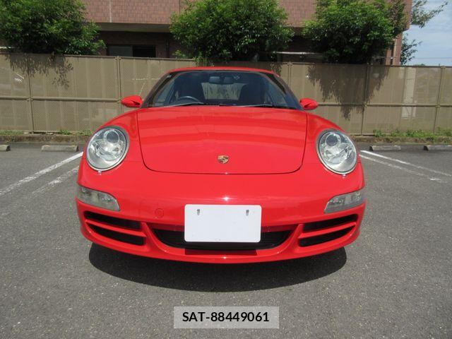 Porsche 911 2005-01 8745205-3