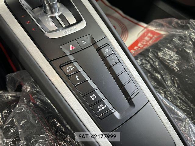 Porsche 911 2017-12 8745199-12