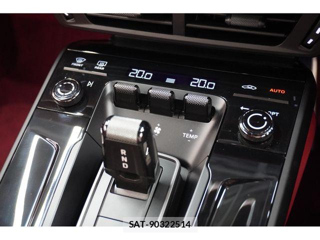 Porsche 911 2025-11 8831074-20