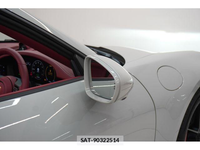 Porsche 911 2025-11 8831074-28