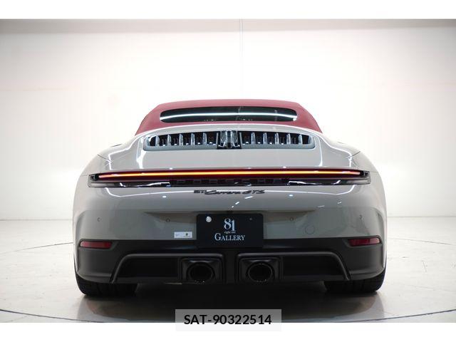 Porsche 911 2025-11 8831074-5
