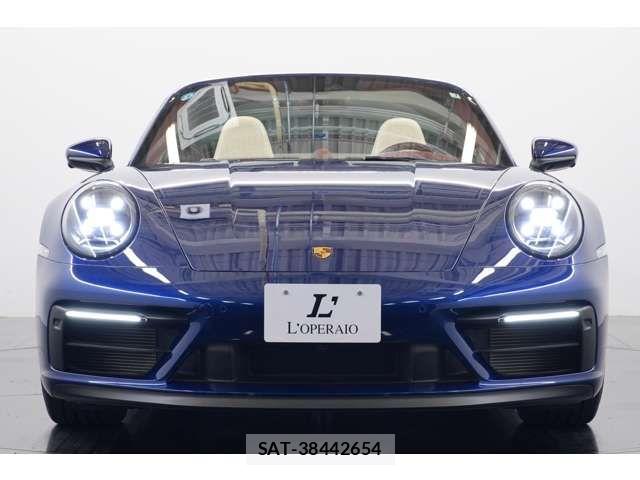 Porsche 911 2023-07 8850351-15